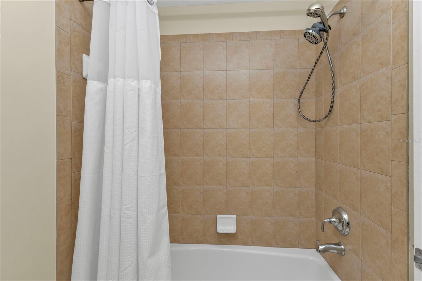 240 W END DR #412, PUNTA GORDA, FL, 33950