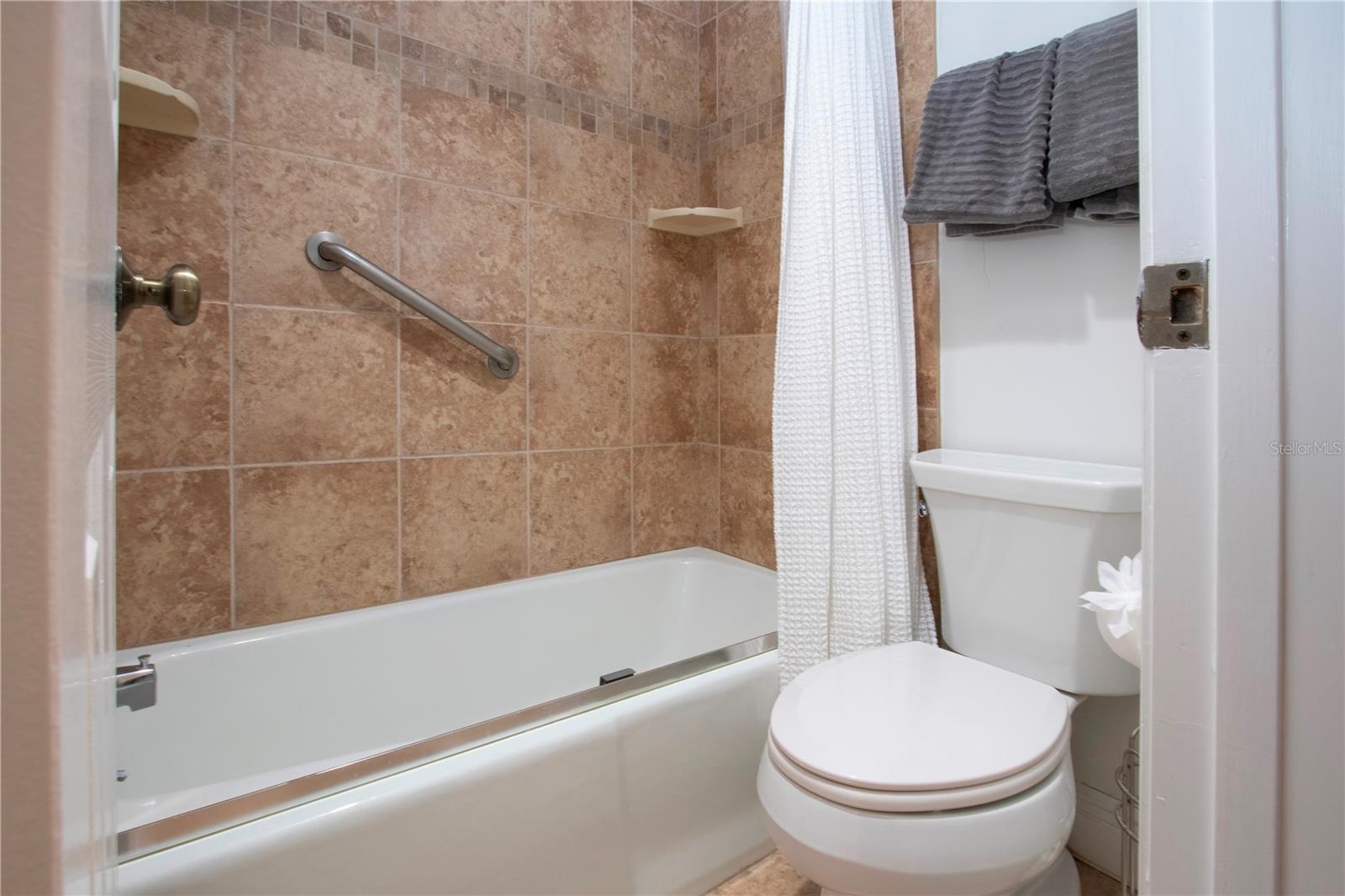 1001 BENJAMIN FRANKLIN DR #110, SARASOTA, FL, 34236