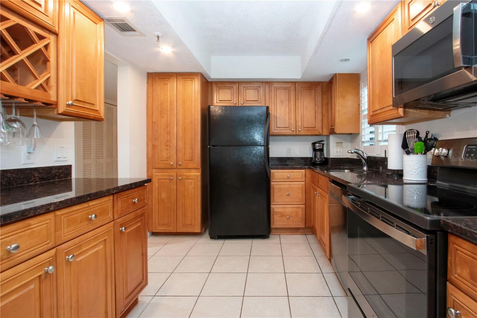 1001 BENJAMIN FRANKLIN DR #110, SARASOTA, FL, 34236