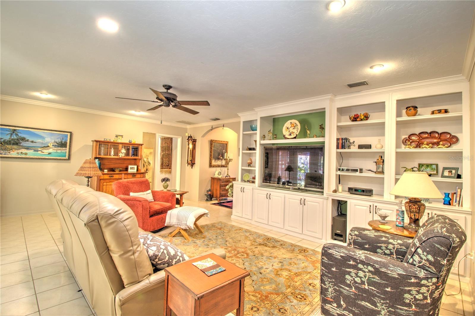 1209 SE 17TH AVE, OCALA, FL, 34471