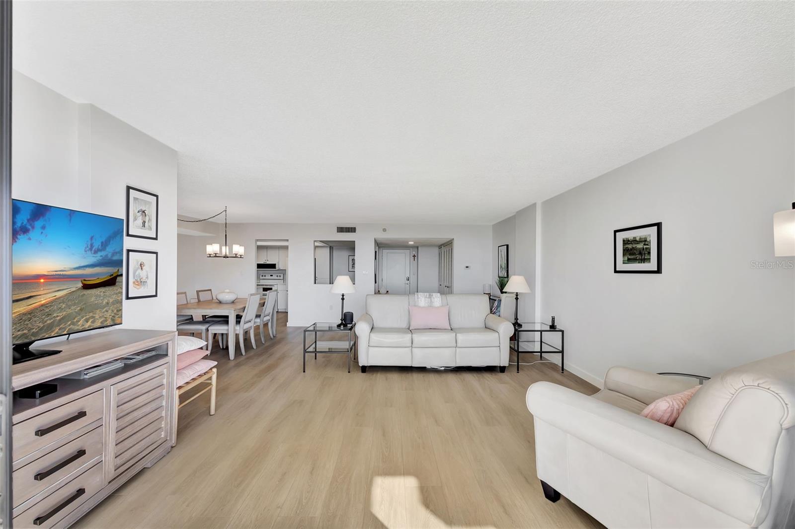 400 ISLAND WAY #903, CLEARWATER BEACH, FL, 33767