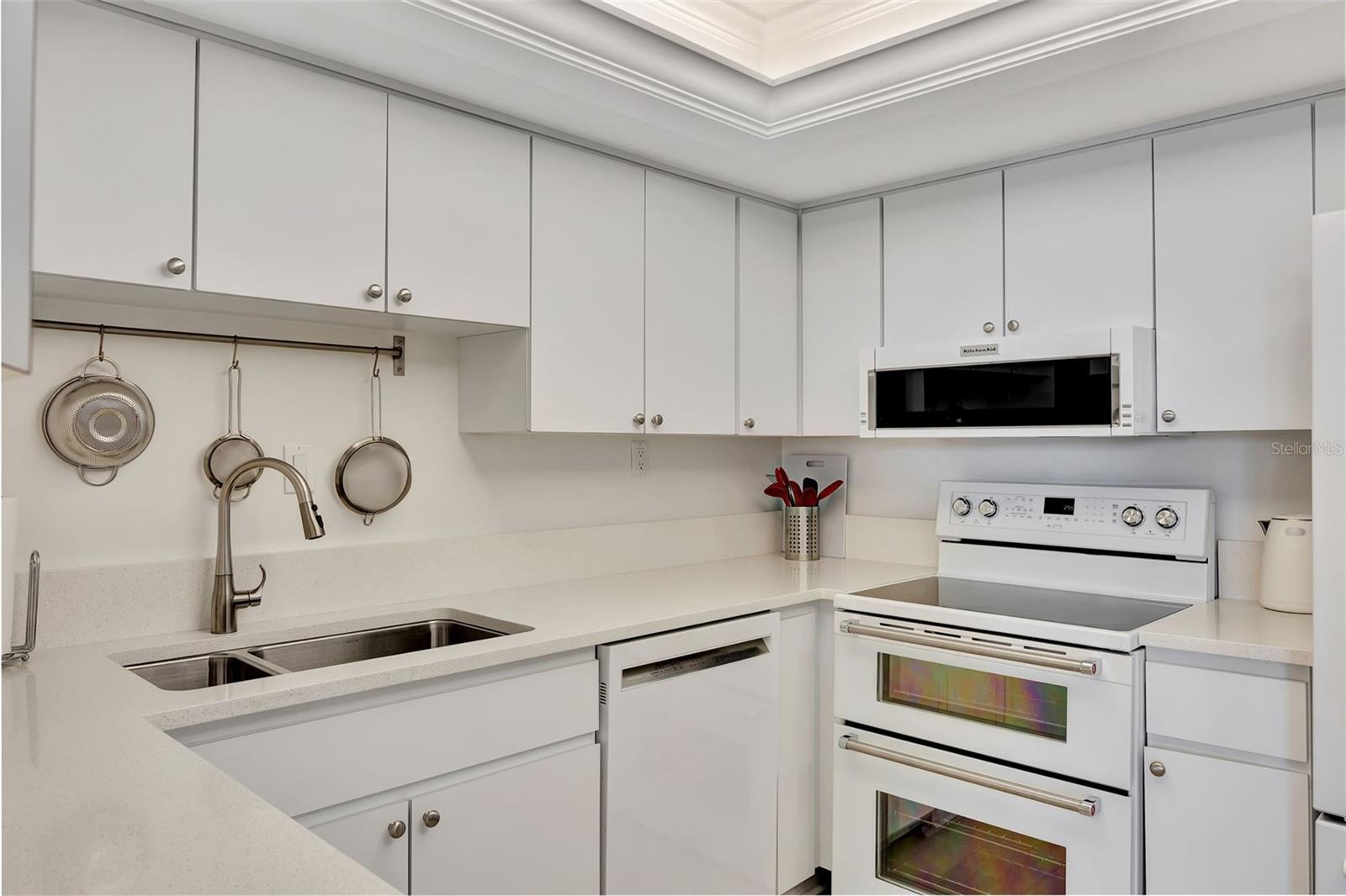 400 ISLAND WAY #903, CLEARWATER BEACH, FL, 33767