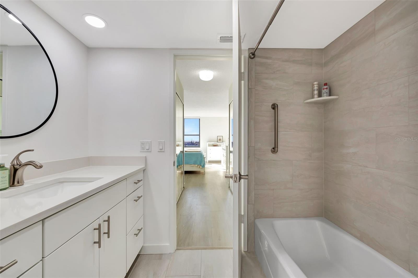 400 ISLAND WAY #903, CLEARWATER BEACH, FL, 33767