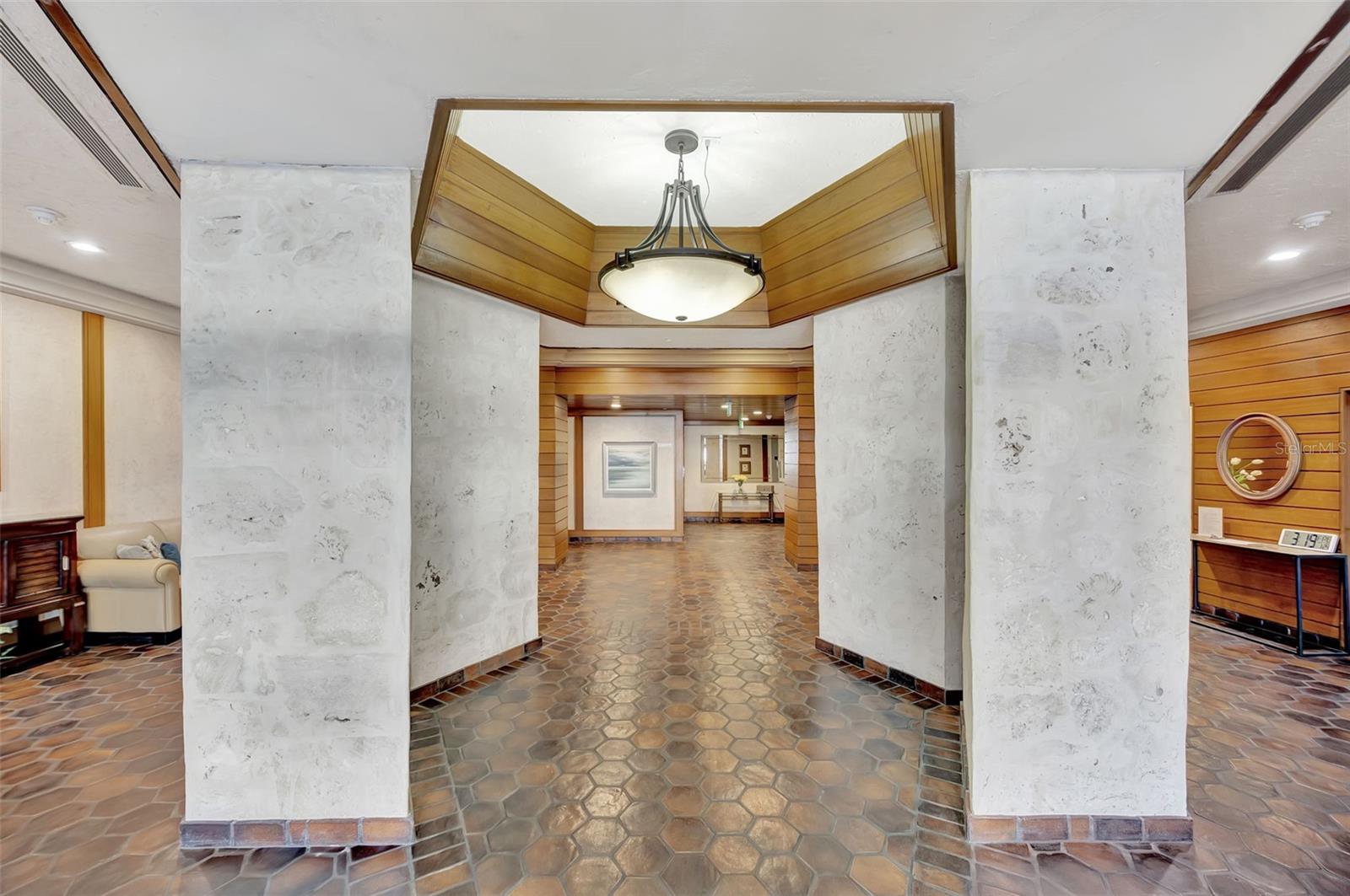 400 ISLAND WAY #903, CLEARWATER BEACH, FL, 33767
