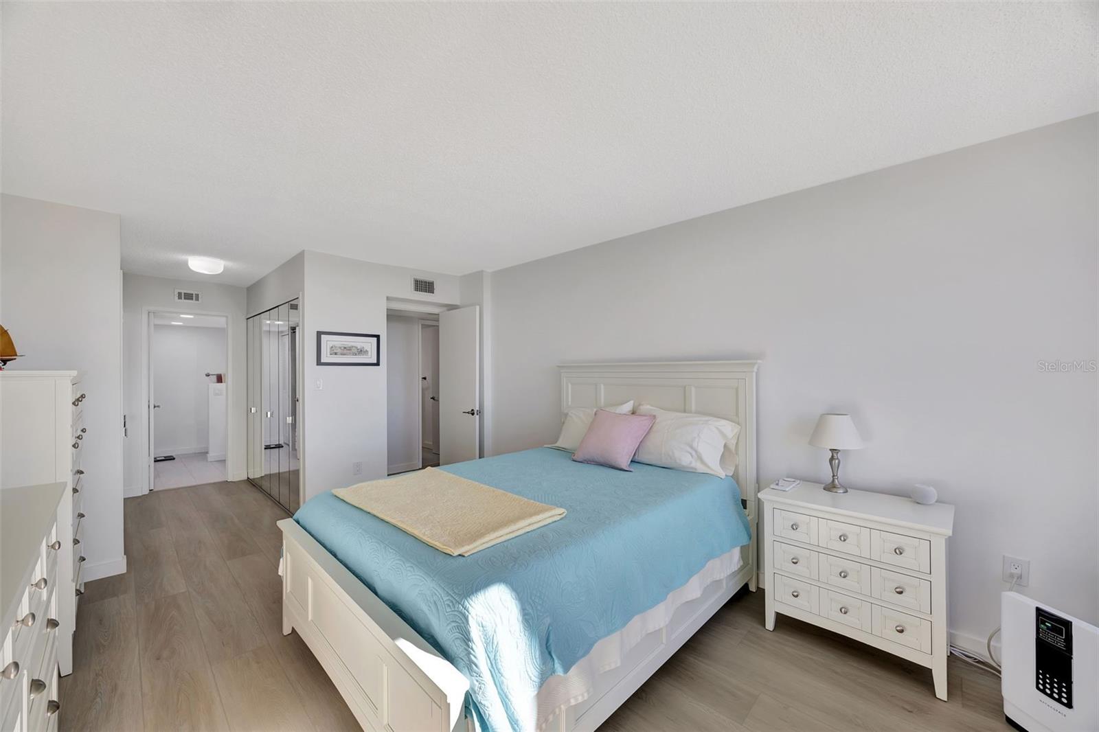 400 ISLAND WAY #903, CLEARWATER BEACH, FL, 33767