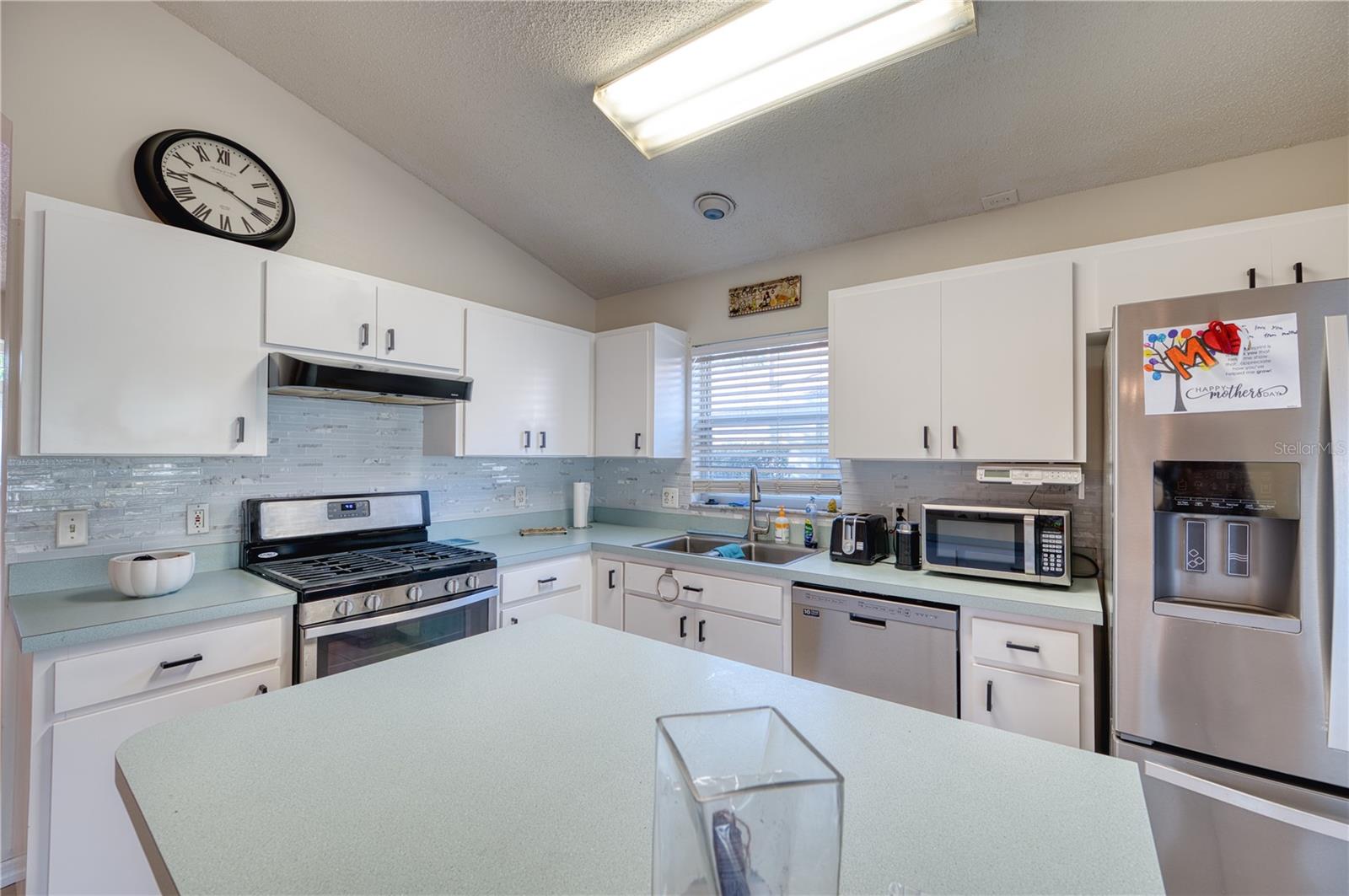 6334 YELLOWTOP DR, LAKEWOOD RANCH, FL, 34202