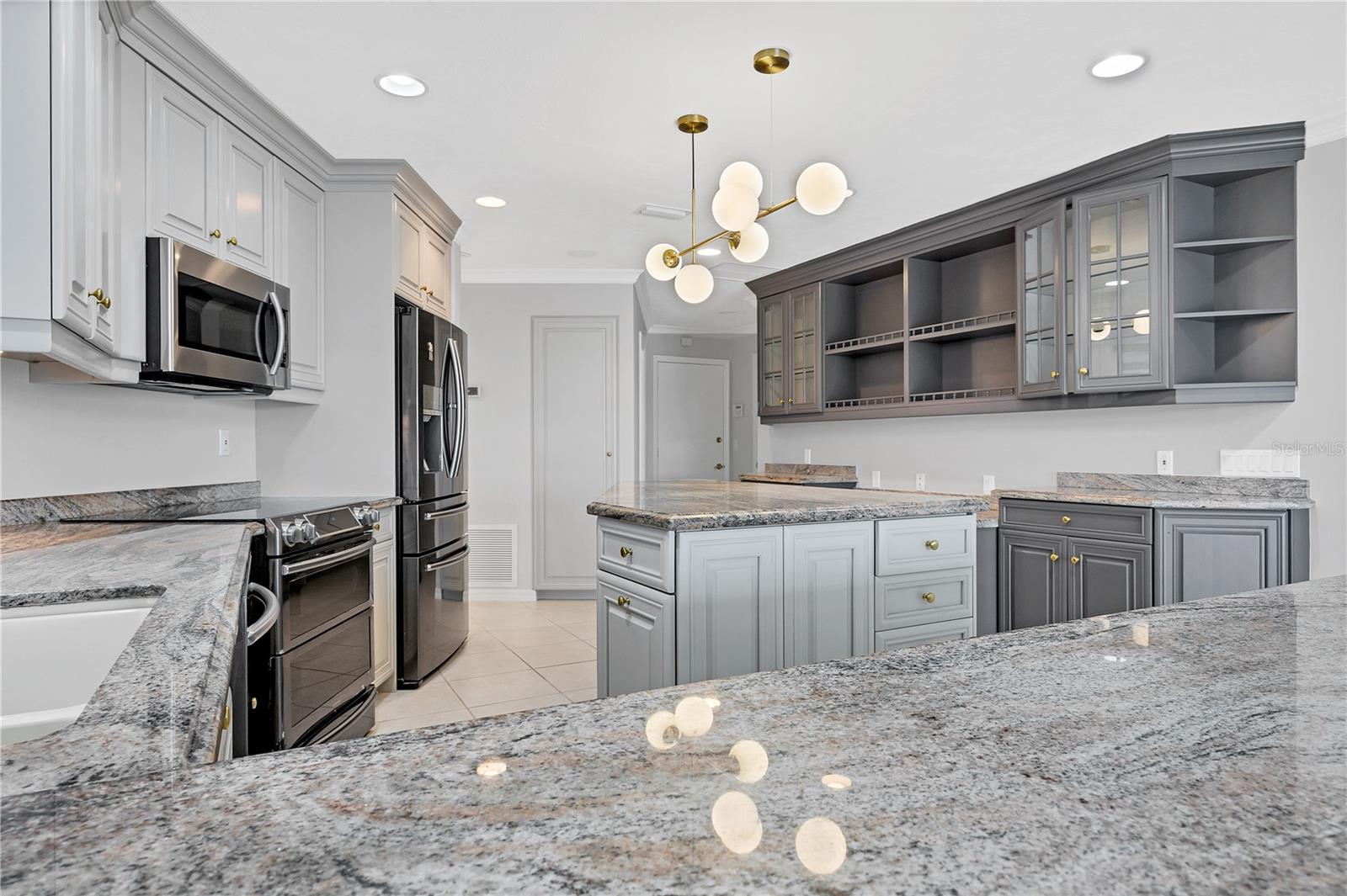419 YACHT HARBOR DR, OSPREY, FL, 34229