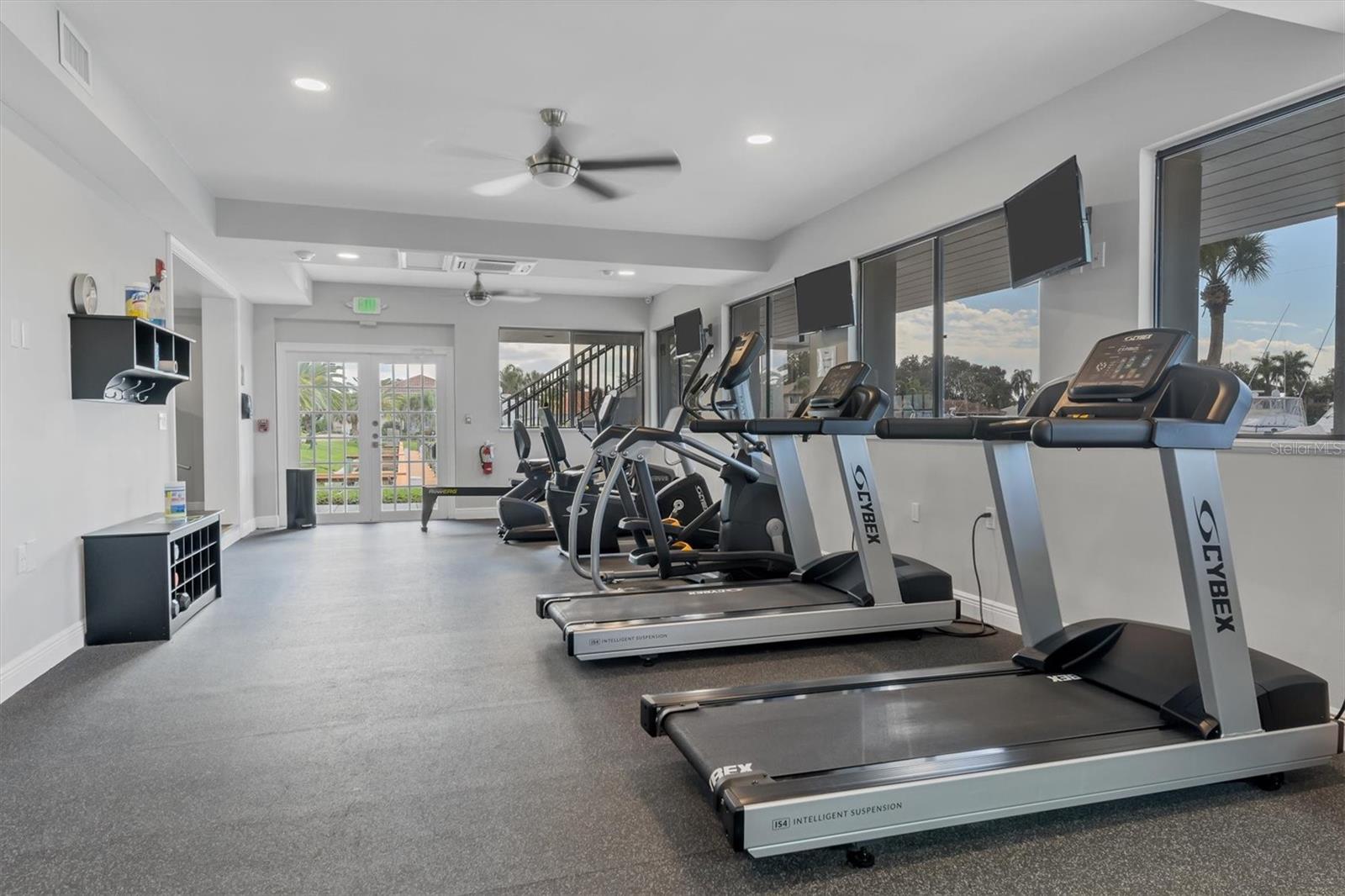 419 YACHT HARBOR DR, OSPREY, FL, 34229