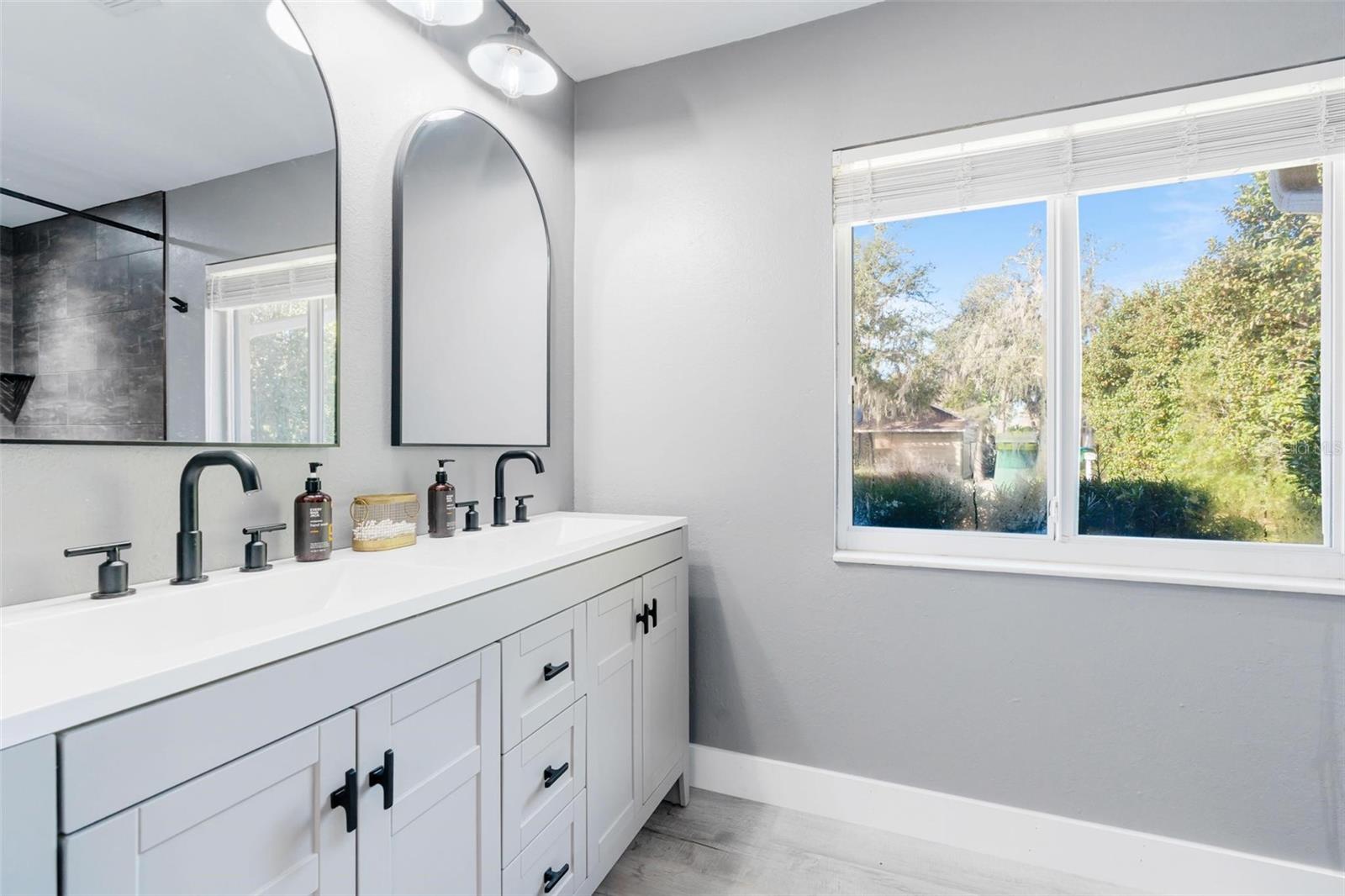 373 BLYTHVILLE AVE, DELTONA, FL, 32725