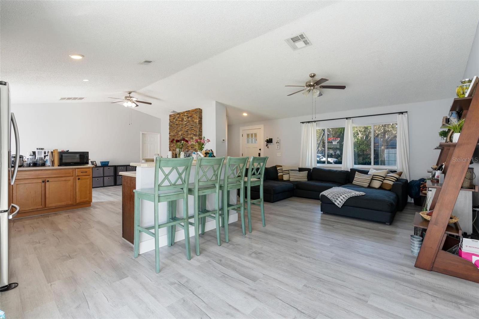 373 BLYTHVILLE AVE, DELTONA, FL, 32725