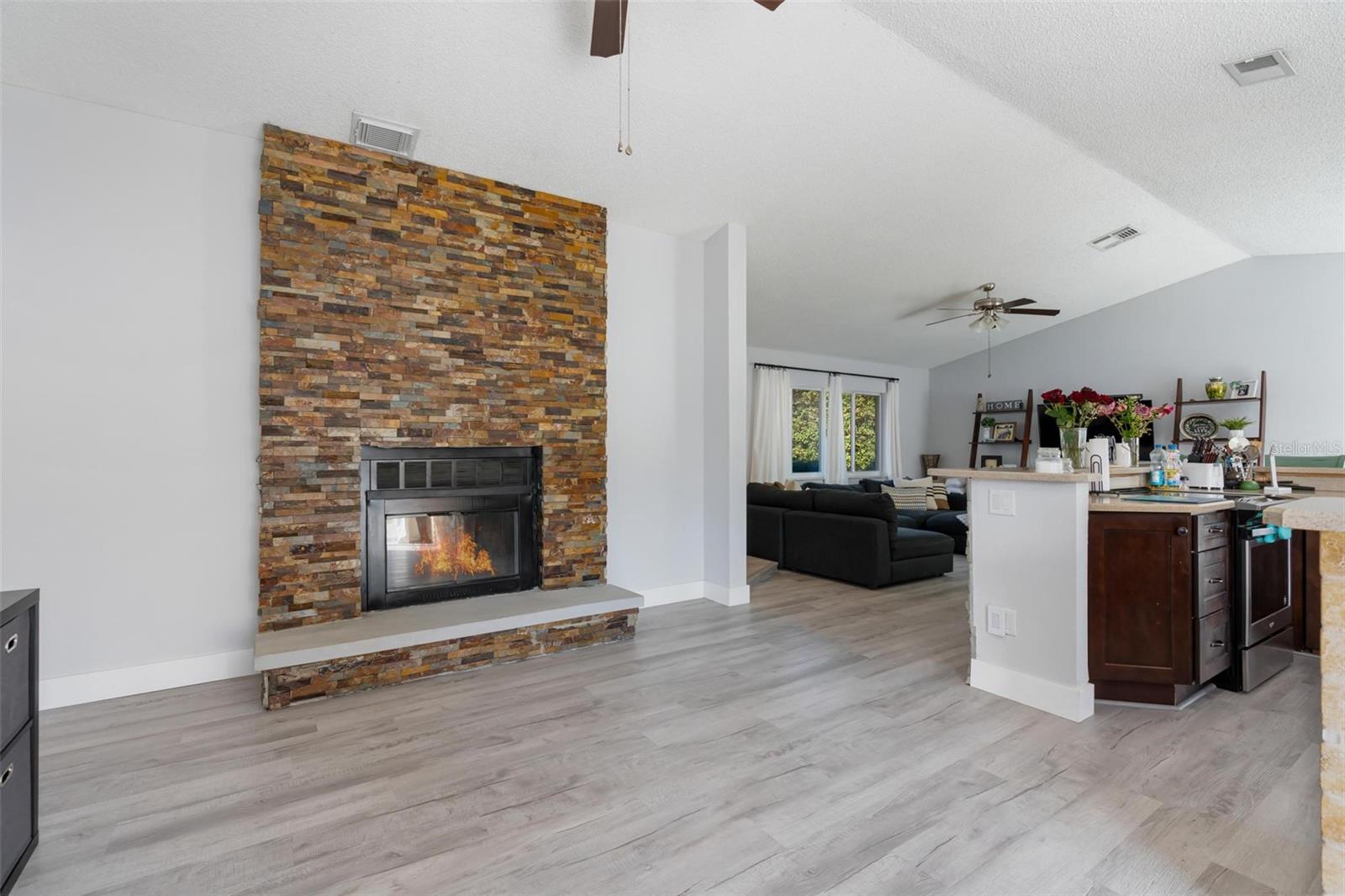373 BLYTHVILLE AVE, DELTONA, FL, 32725