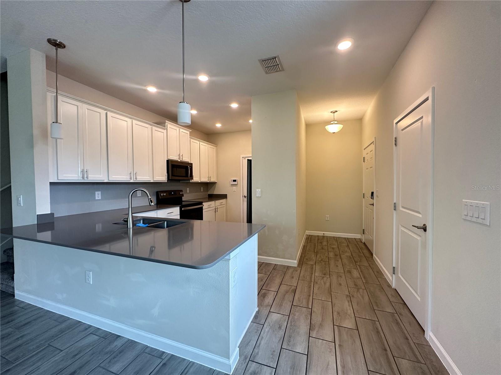 9377 TECUMSEH DR, ORLANDO, FL, 32825