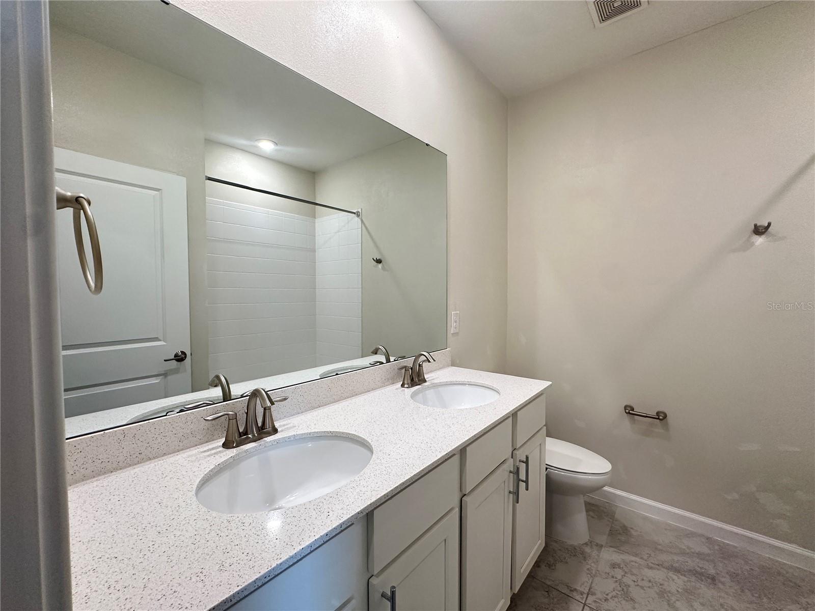 9377 TECUMSEH DR, ORLANDO, FL, 32825