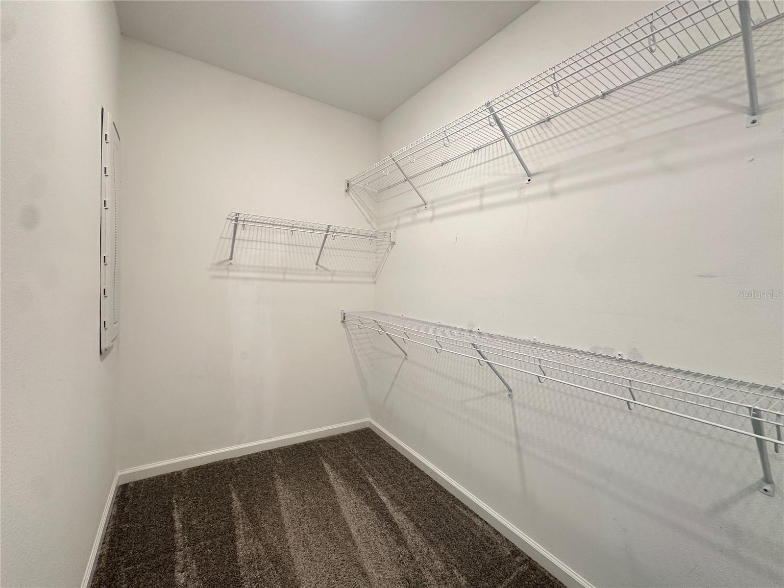 9377 TECUMSEH DR, ORLANDO, FL, 32825