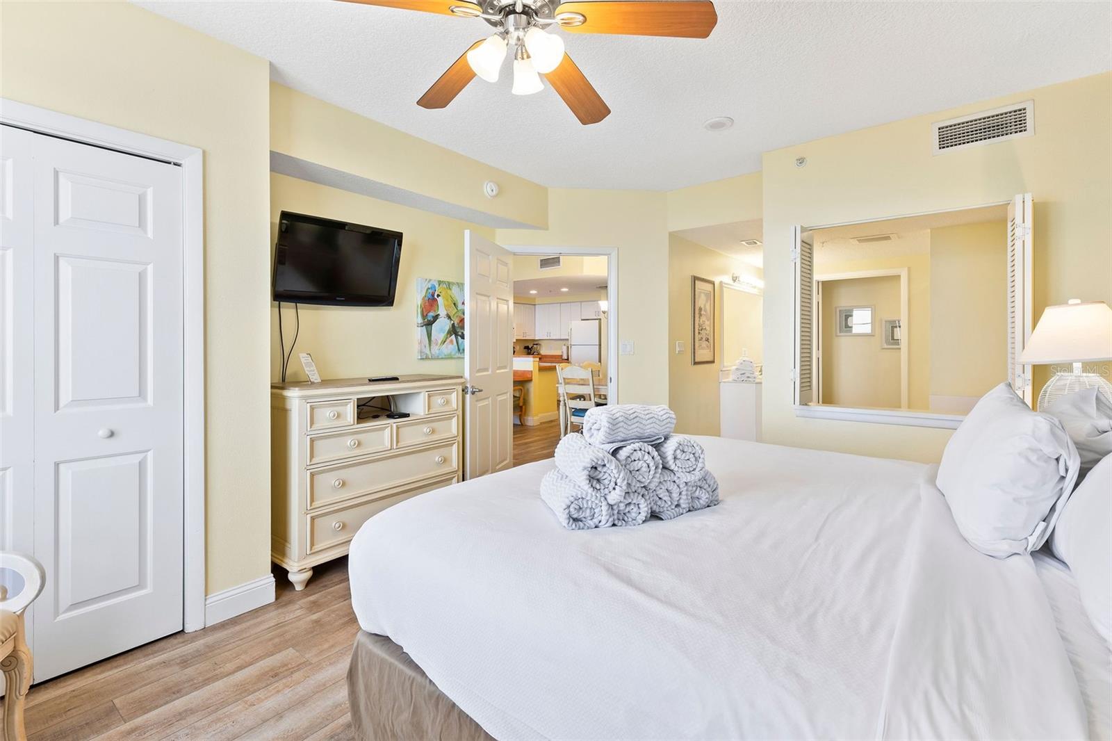 350 N ATLANTIC AVE #2327, DAYTONA BEACH, FL, 32118
