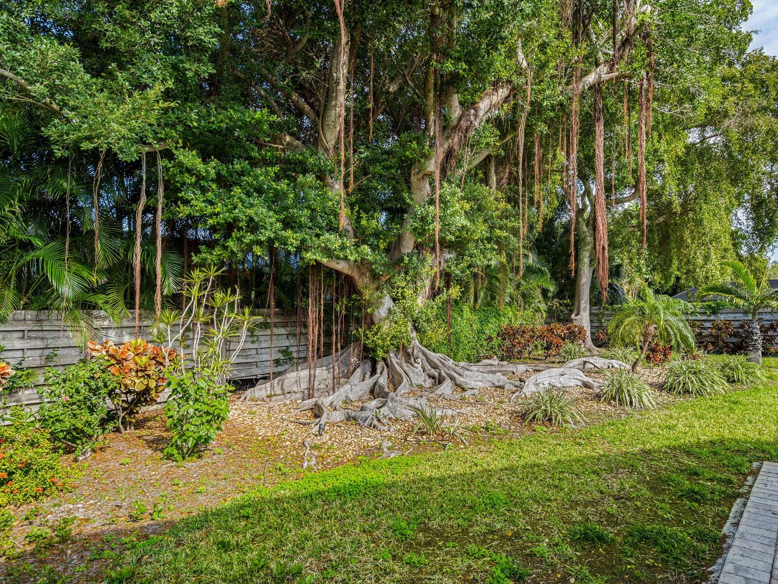 606 OWL WAY, SARASOTA, FL, 34236