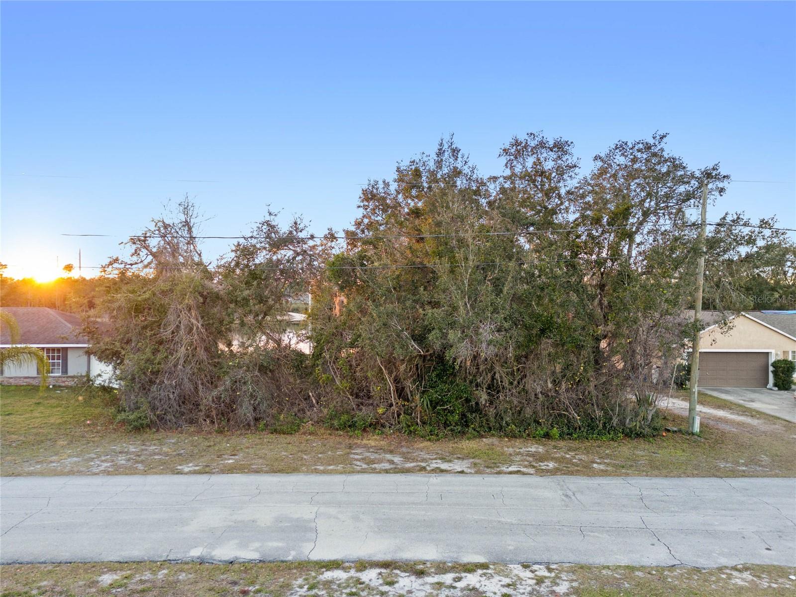 2599 HILLVIEW CIR, DELTONA, FL, 32725