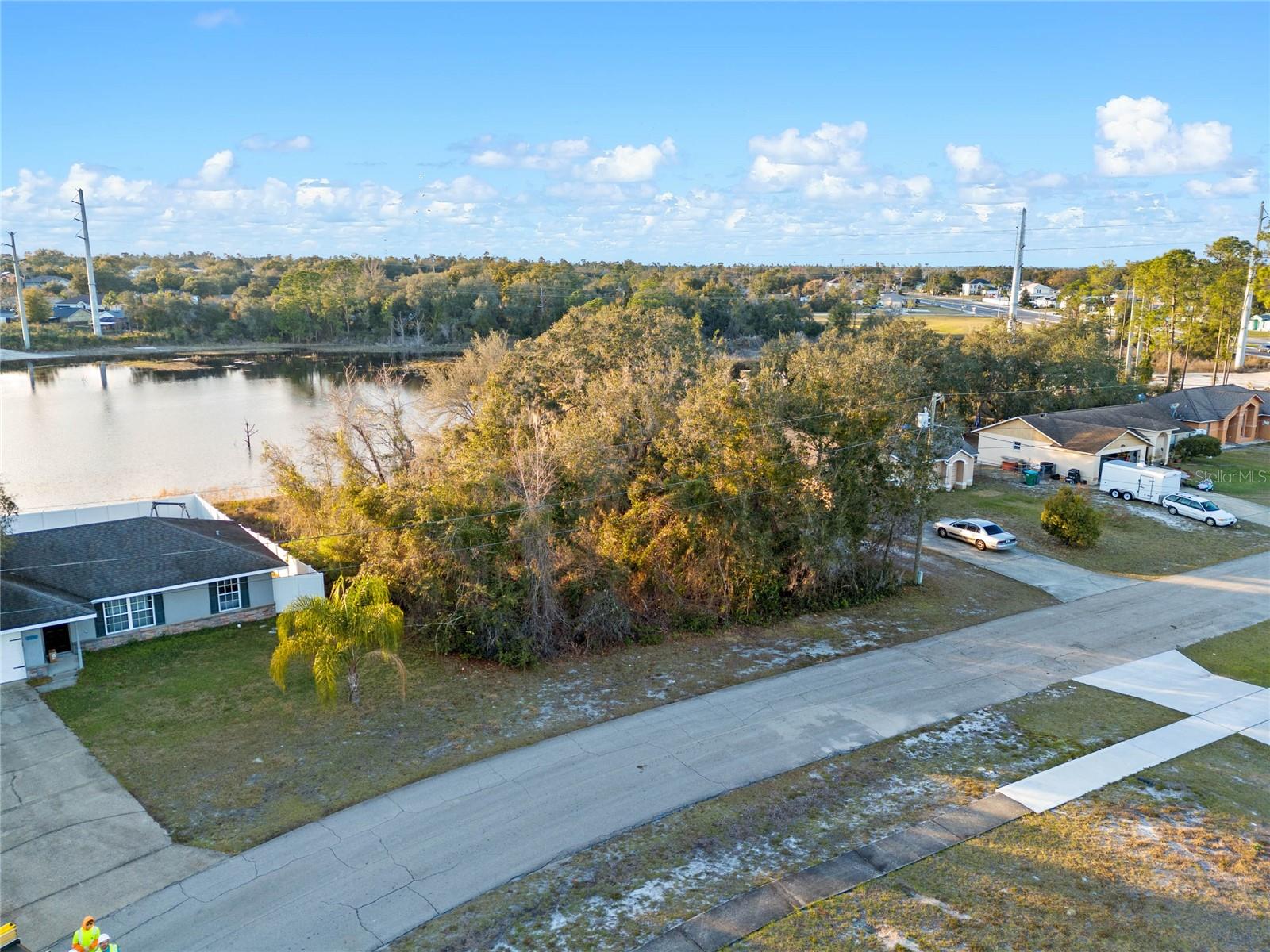 2599 HILLVIEW CIR, DELTONA, FL, 32725