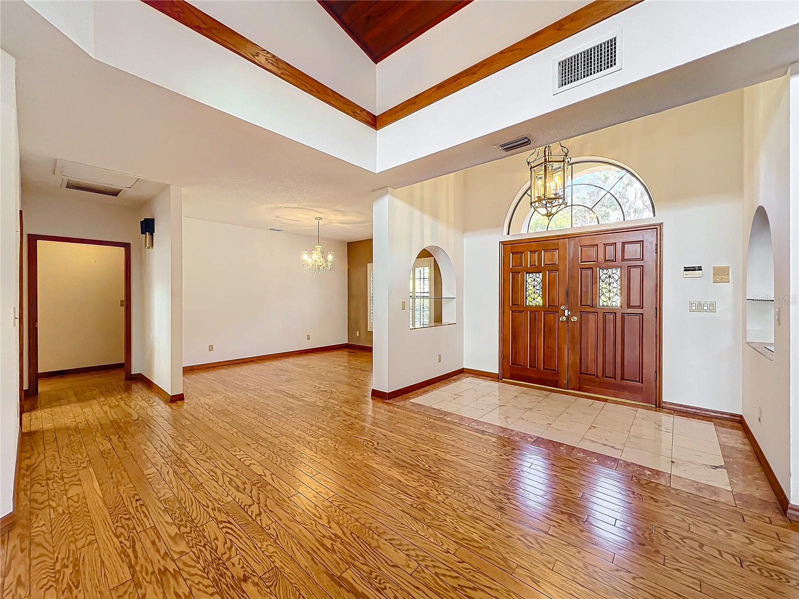 1130 ELYSIUM BLVD, MOUNT DORA, FL, 32757