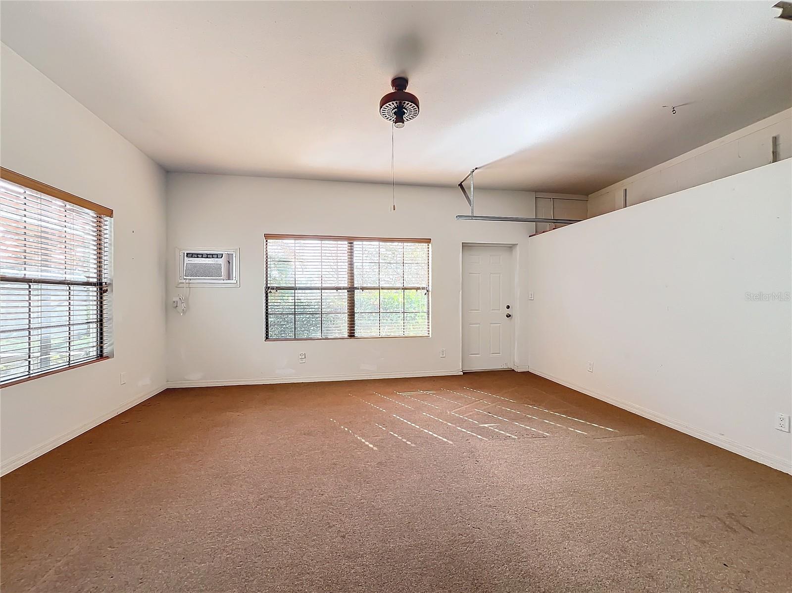 1130 ELYSIUM BLVD, MOUNT DORA, FL, 32757