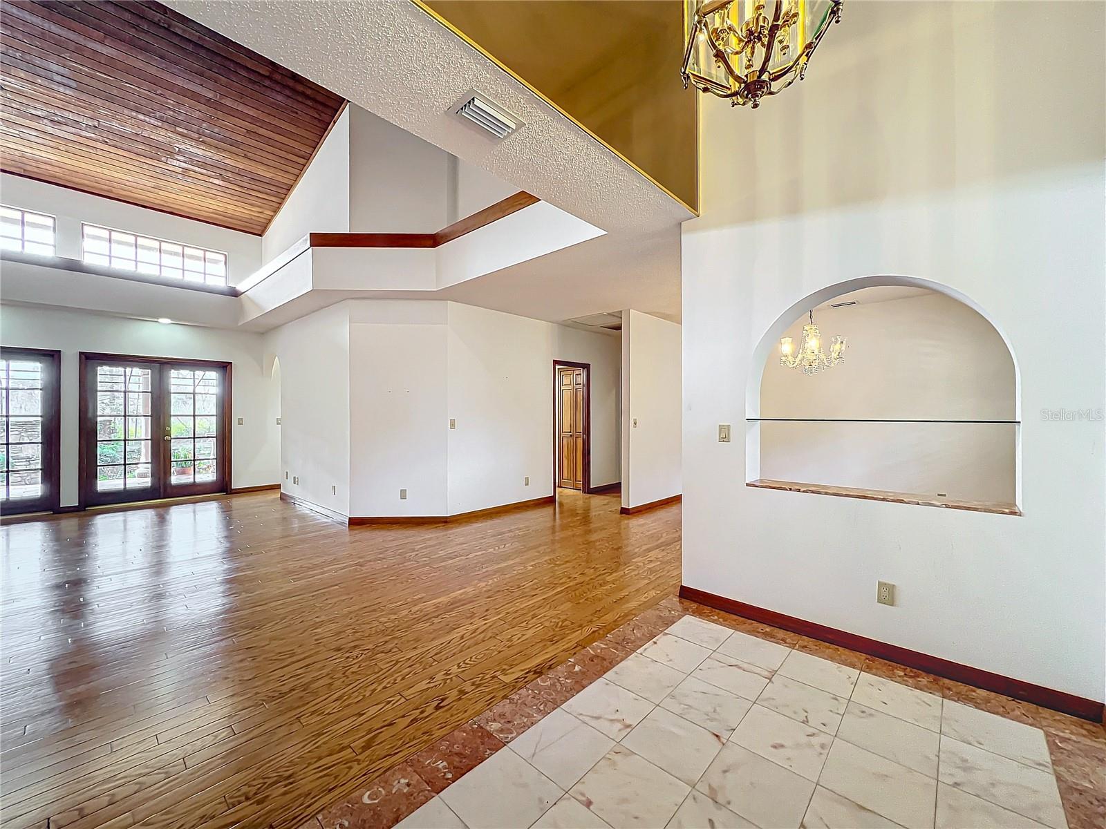 1130 ELYSIUM BLVD, MOUNT DORA, FL, 32757