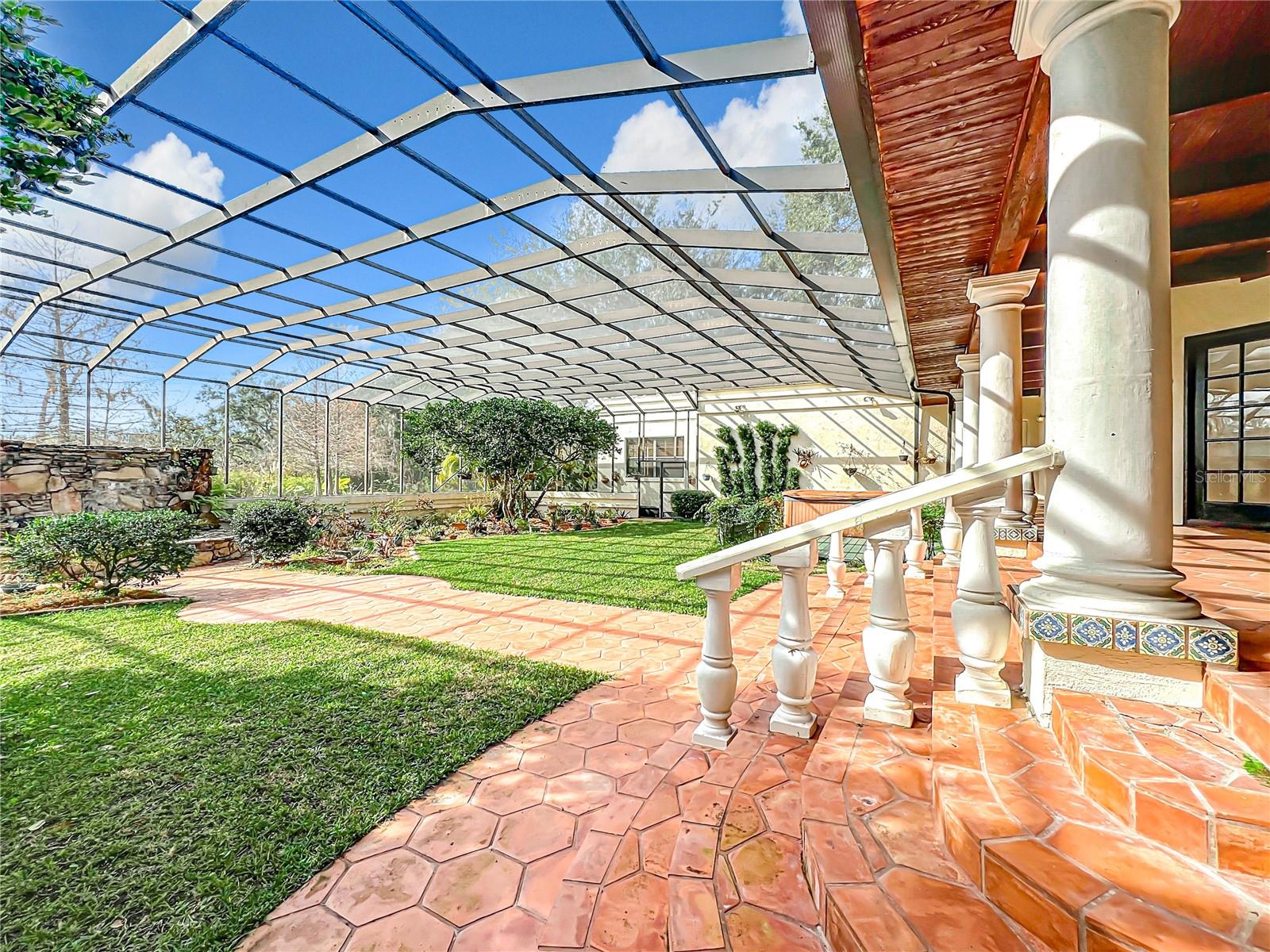 1130 ELYSIUM BLVD, MOUNT DORA, FL, 32757