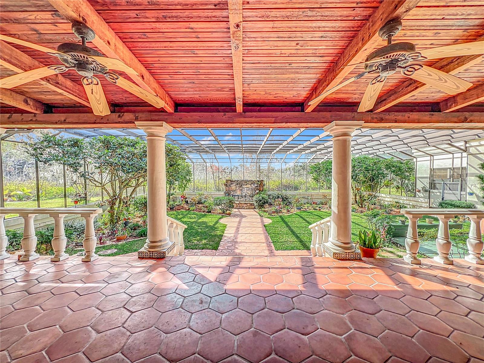 1130 ELYSIUM BLVD, MOUNT DORA, FL, 32757