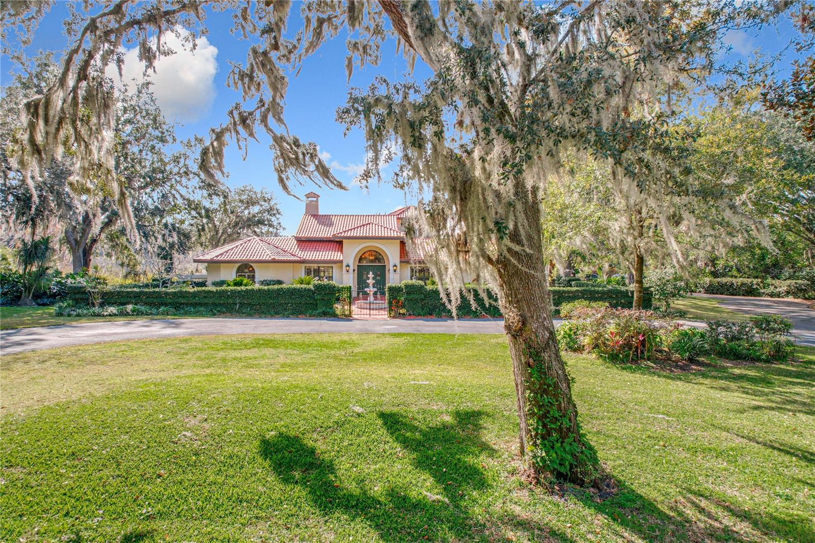 1130 ELYSIUM BLVD, MOUNT DORA, FL, 32757