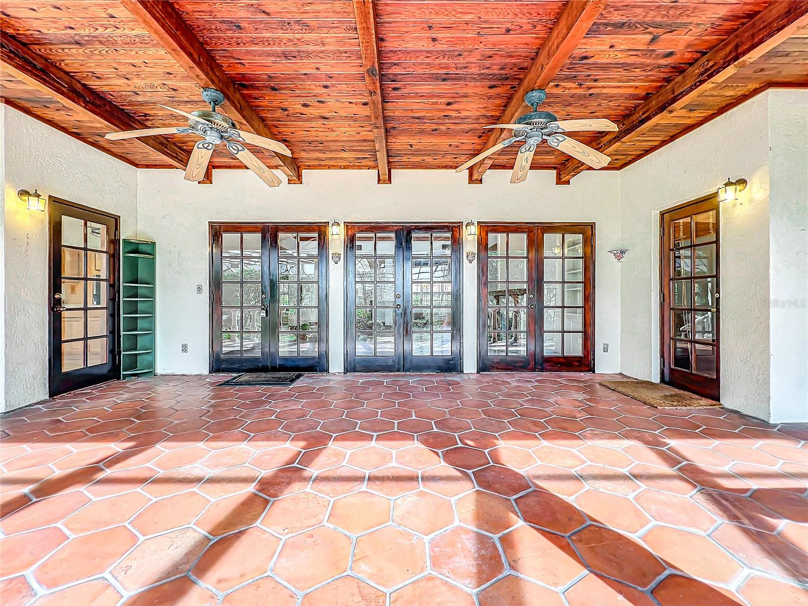 1130 ELYSIUM BLVD, MOUNT DORA, FL, 32757