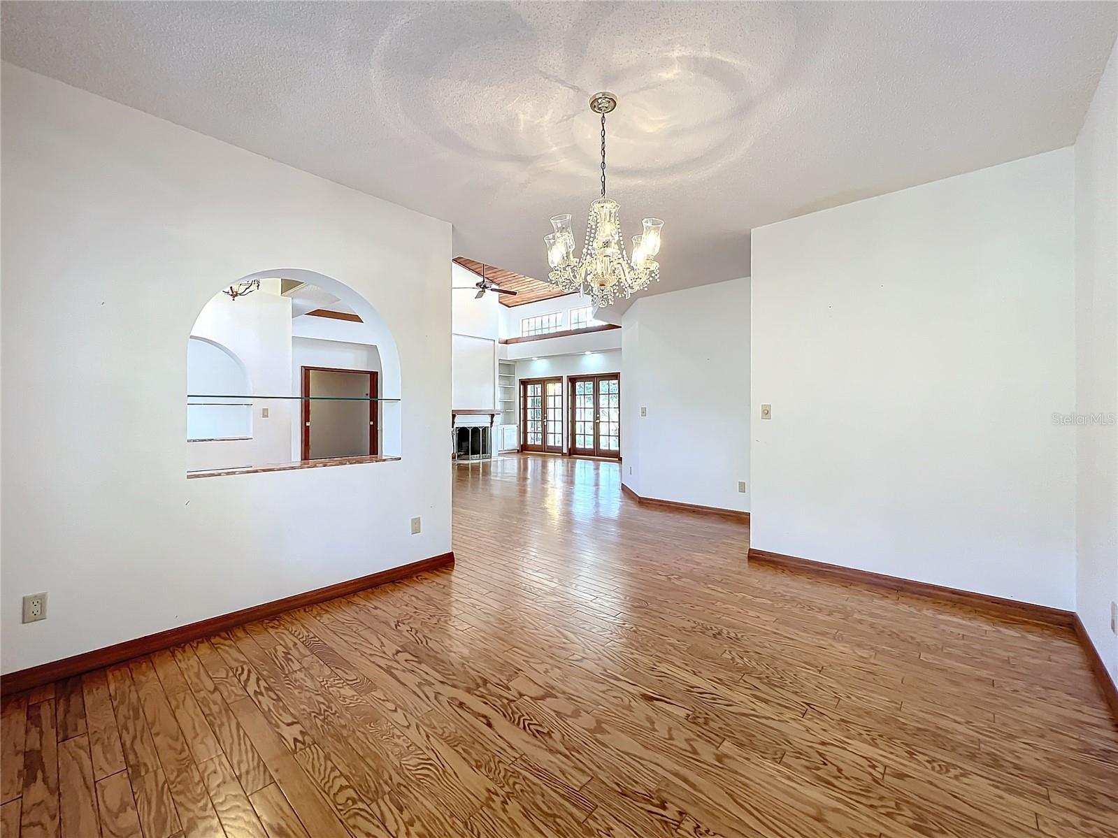 1130 ELYSIUM BLVD, MOUNT DORA, FL, 32757