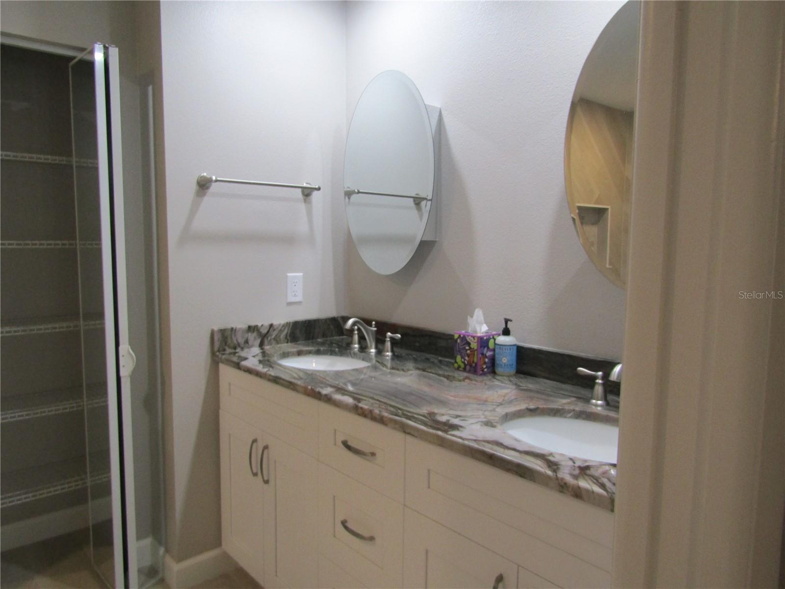 376 OAK HILL DR #36, SARASOTA, FL, 34232