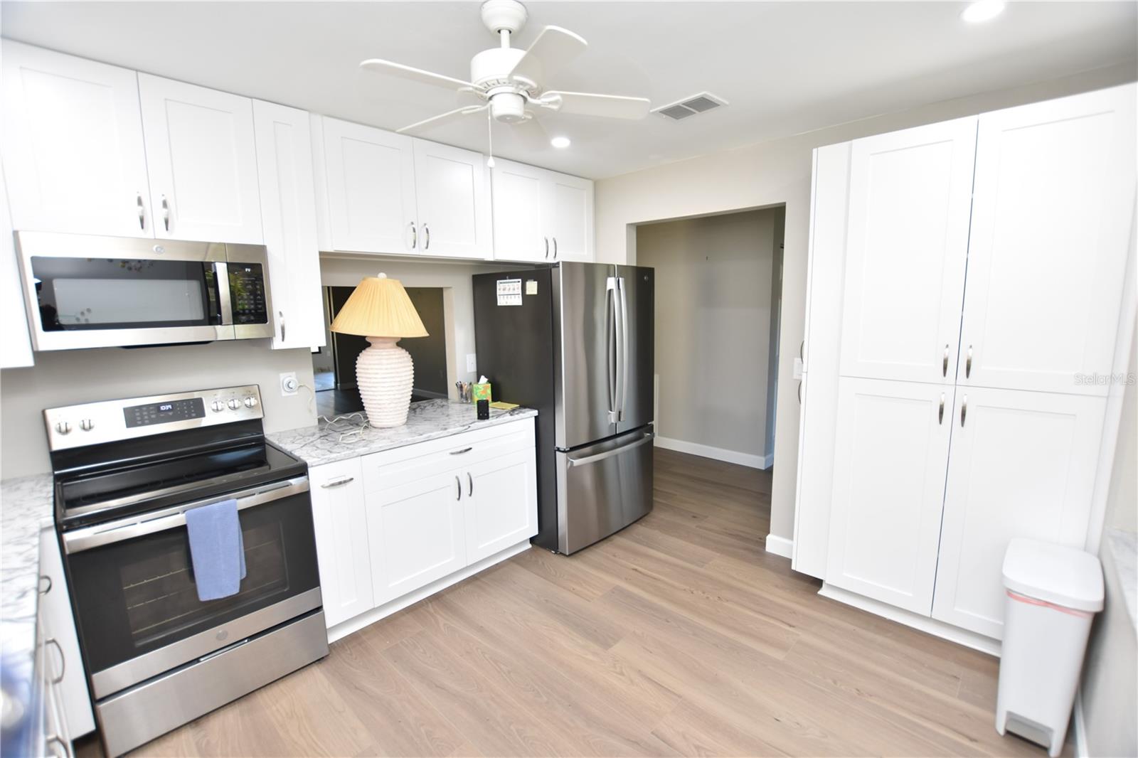 376 OAK HILL DR #36, SARASOTA, FL, 34232