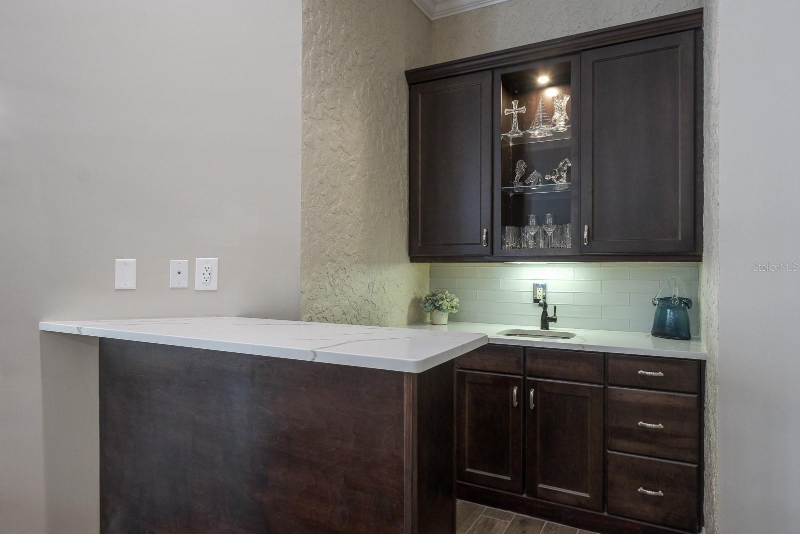 110 DEERPATH DR, OLDSMAR, FL, 34677