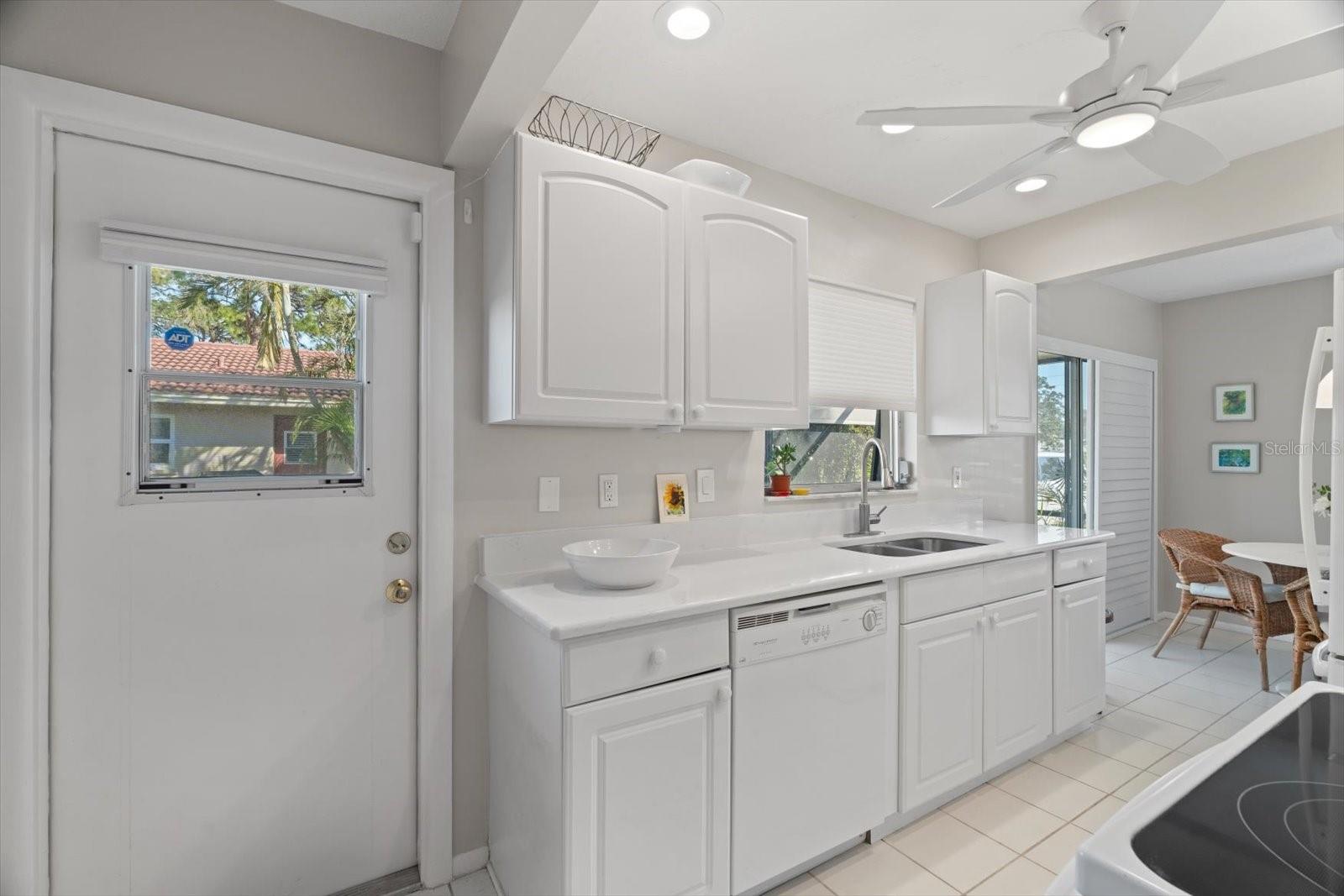 2145 PUEBLO CIR #V12, SARASOTA, FL, 34231