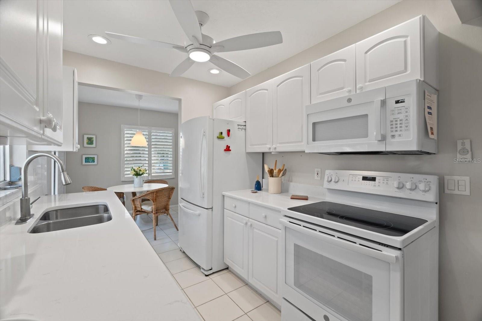 2145 PUEBLO CIR #V12, SARASOTA, FL, 34231