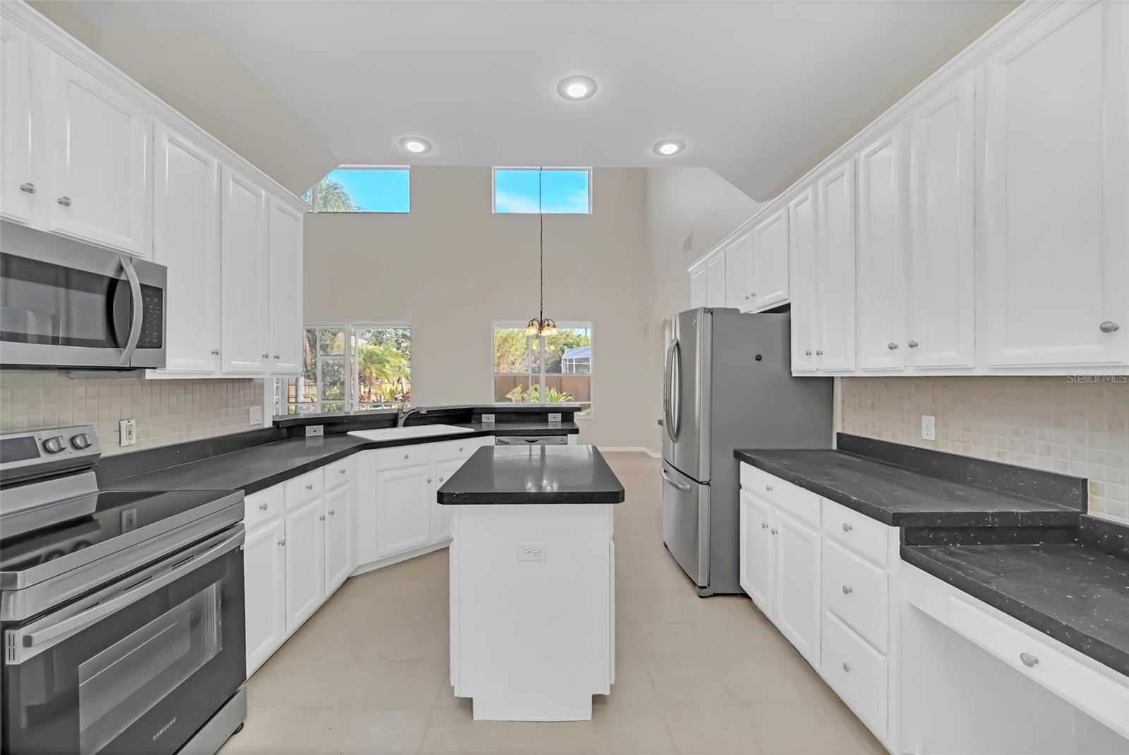 10125 FOXHURST CT, ORLANDO, FL, 32836