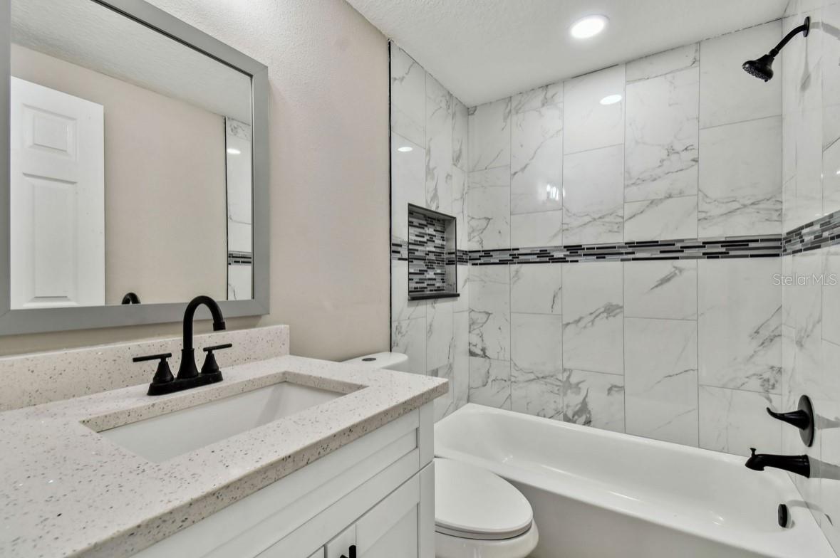 516 HIGHVIEW CIR N, BRANDON, FL, 33510