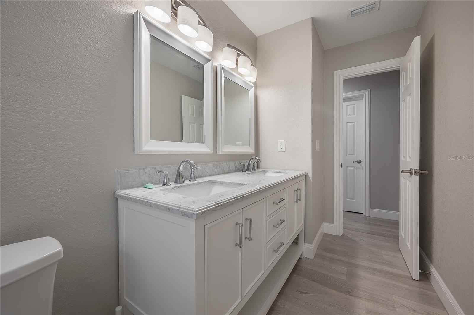 1702 E FERN ST, TAMPA, FL, 33610