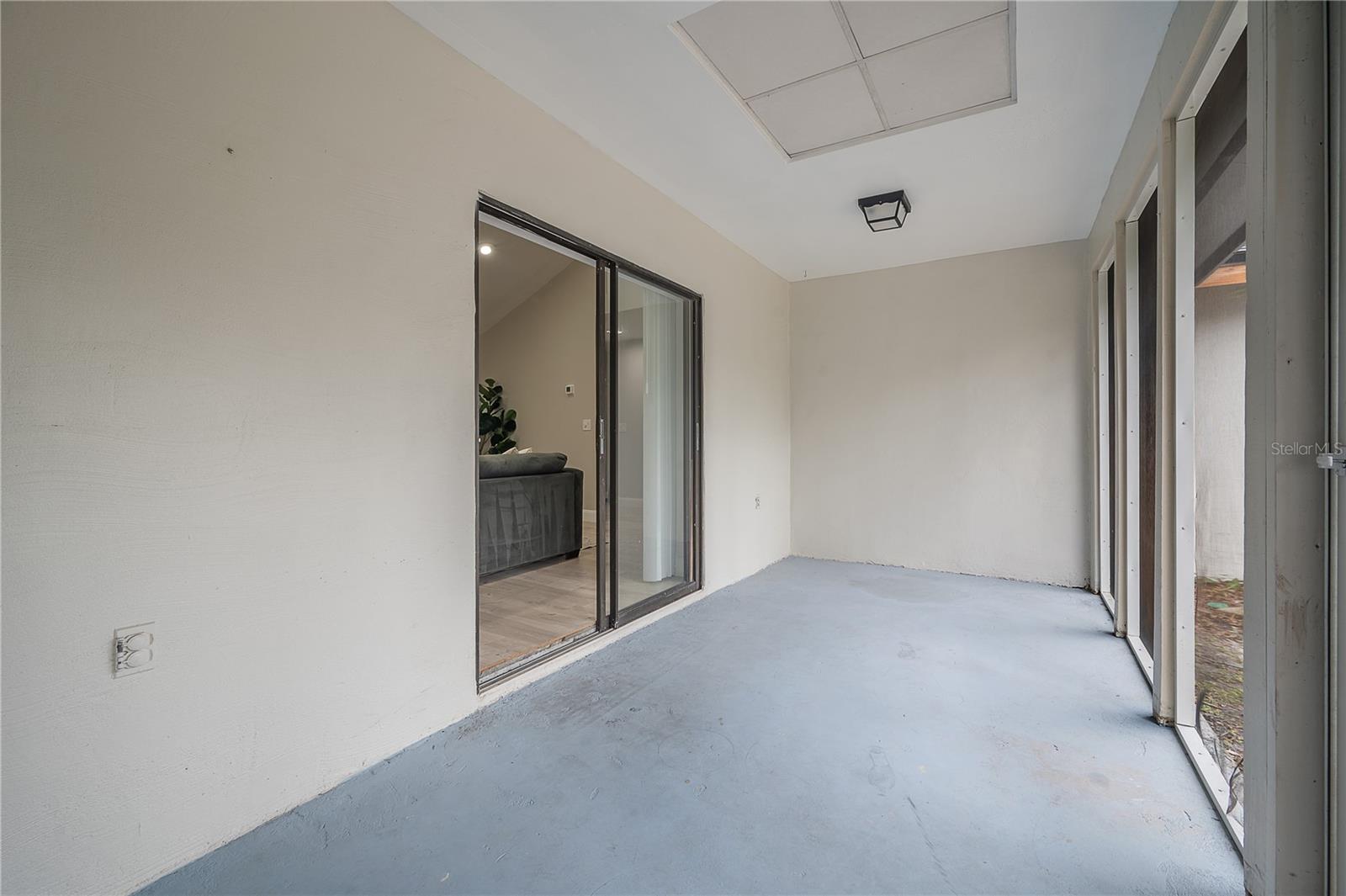1702 E FERN ST, TAMPA, FL, 33610