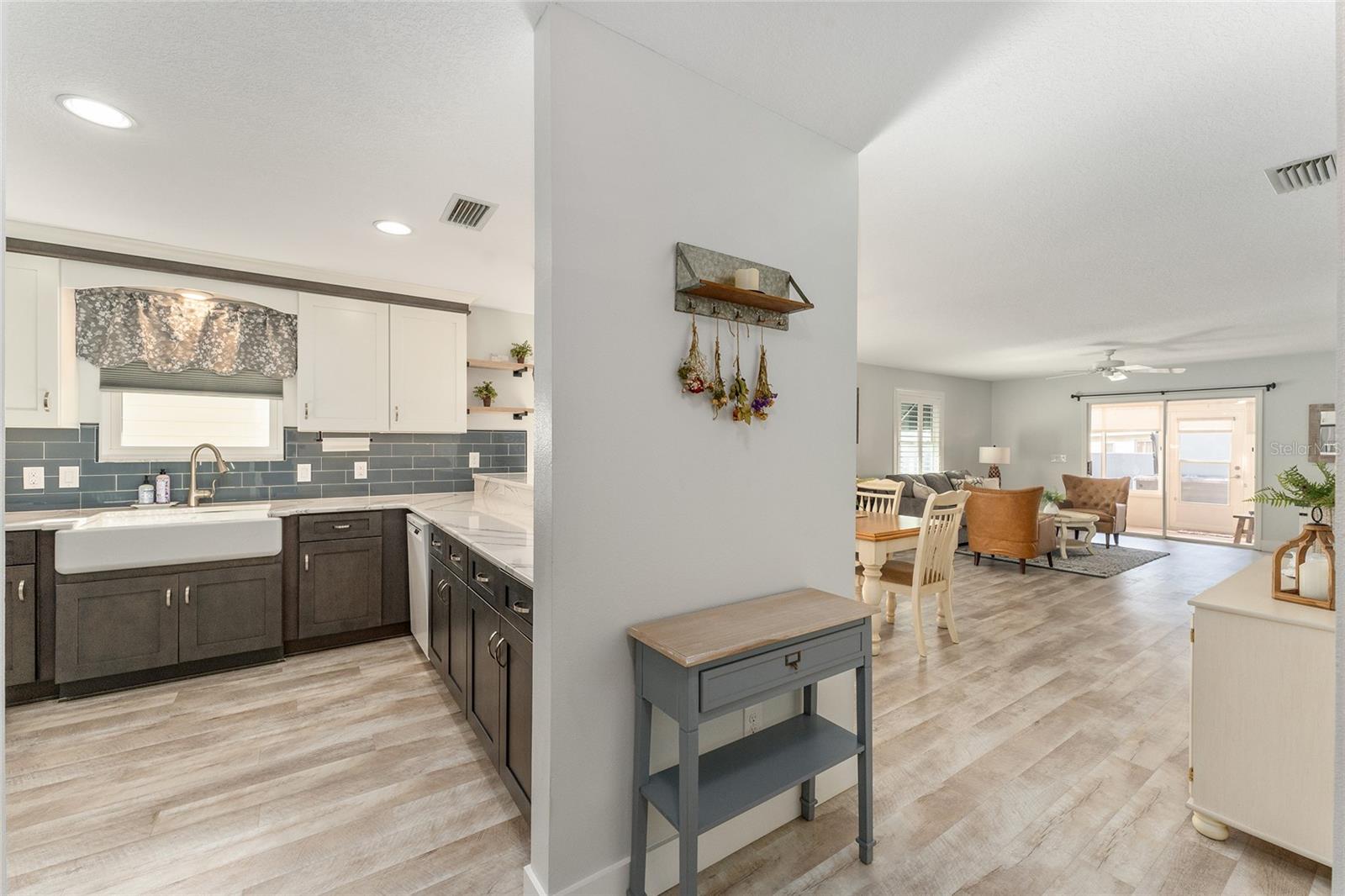 1410 CONCHAS DR, THE VILLAGES, FL, 32162