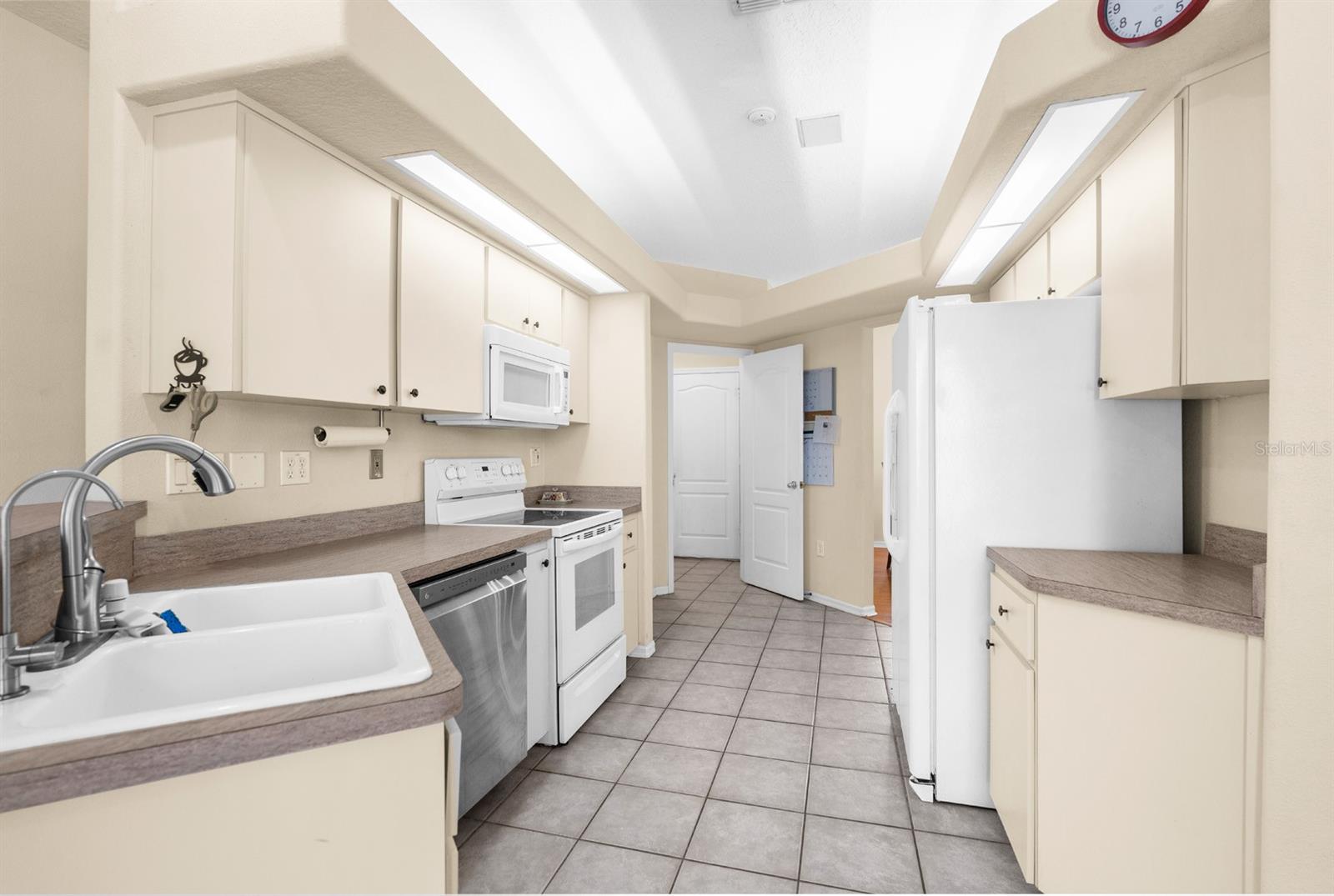 7448 MENGI CIR, NEW PORT RICHEY, FL, 34653