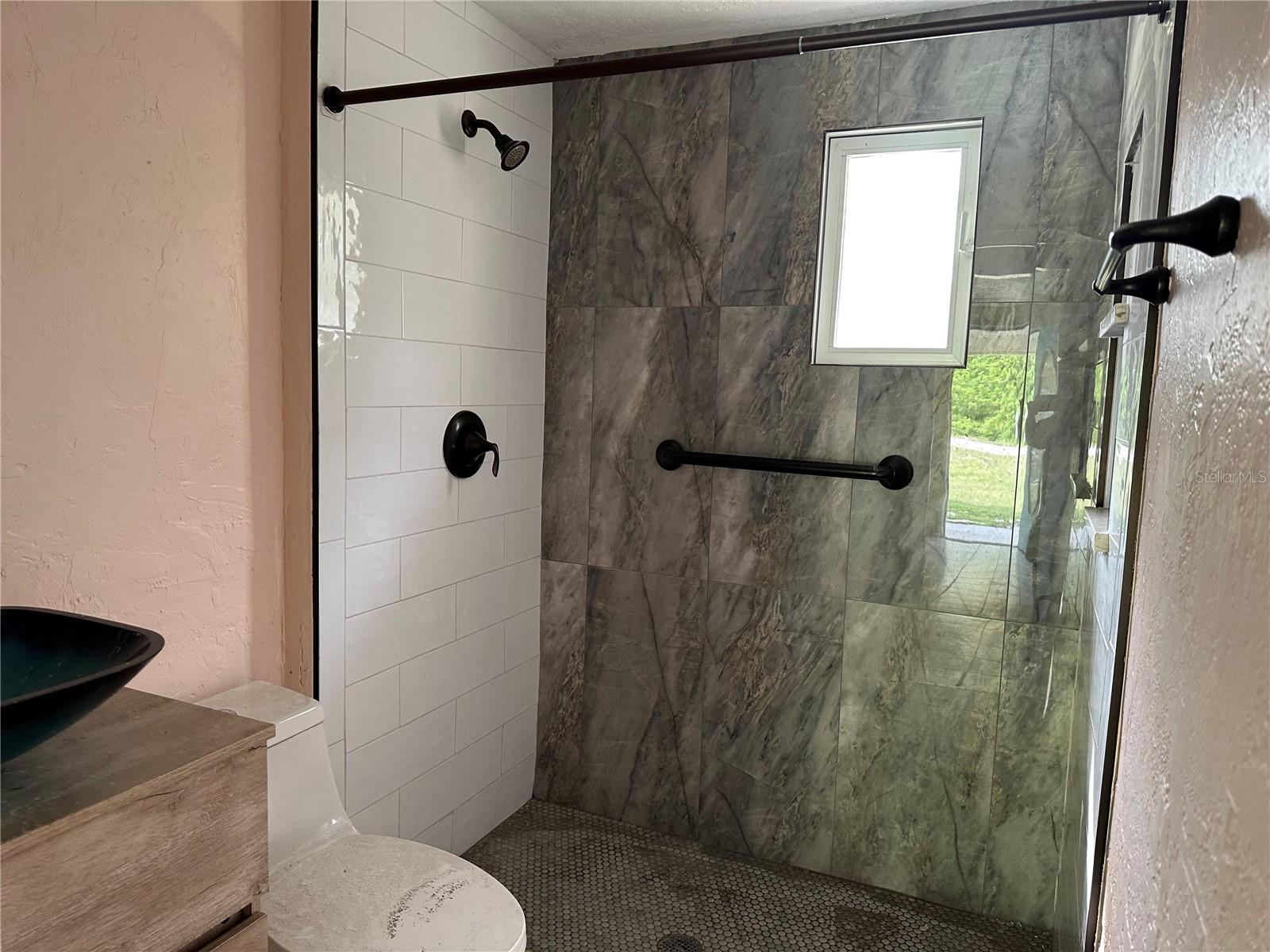 2115 MYRTLE AVE, PUNTA GORDA, FL, 33950