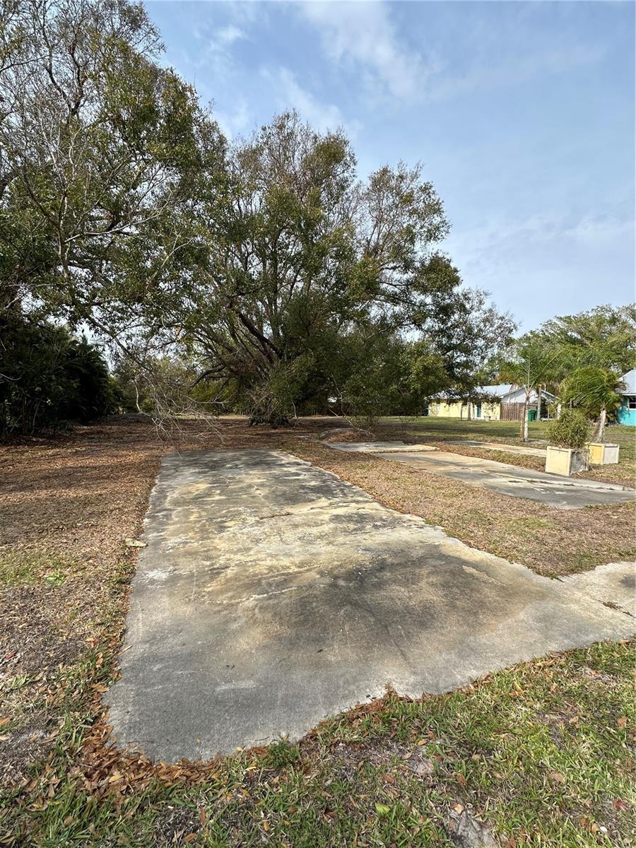 2115 MYRTLE AVE, PUNTA GORDA, FL, 33950