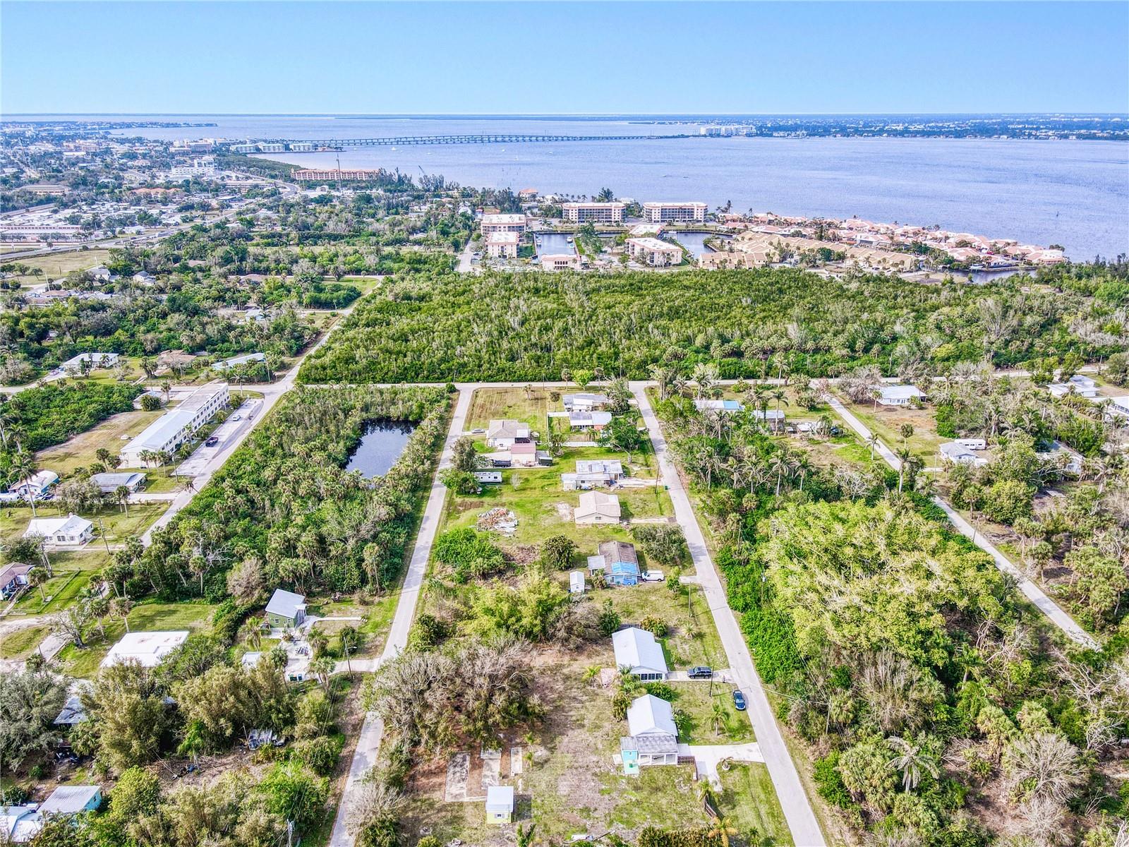 2115 MYRTLE AVE, PUNTA GORDA, FL, 33950