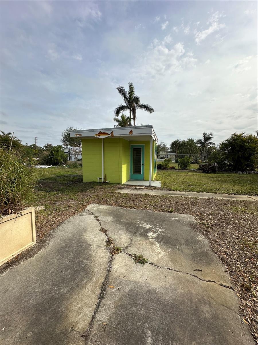 2115 MYRTLE AVE, PUNTA GORDA, FL, 33950