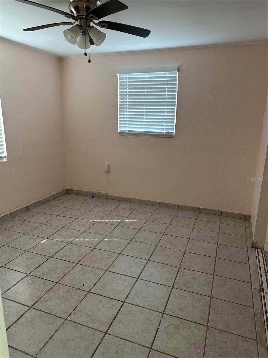 2115 MYRTLE AVE, PUNTA GORDA, FL, 33950