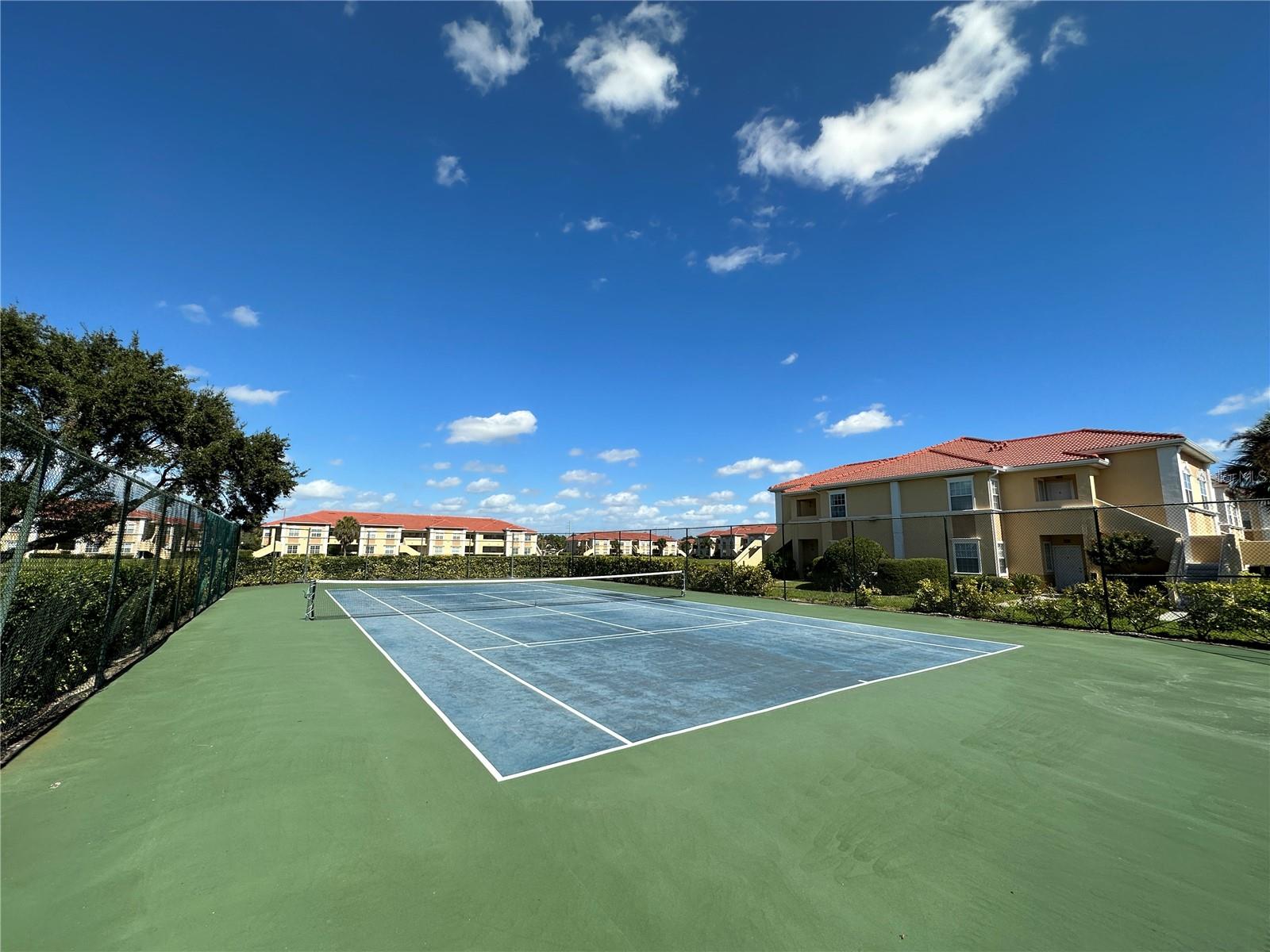 1010 VILLAGIO CIR #207, SARASOTA, FL, 34237