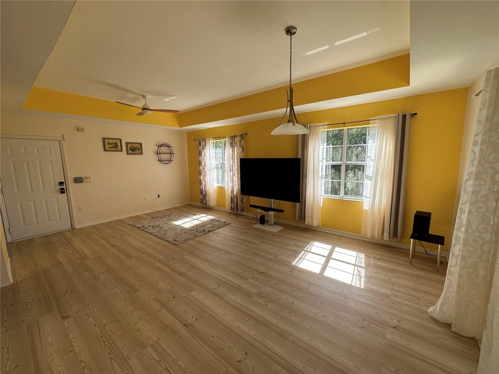 1010 VILLAGIO CIR #207, SARASOTA, FL, 34237