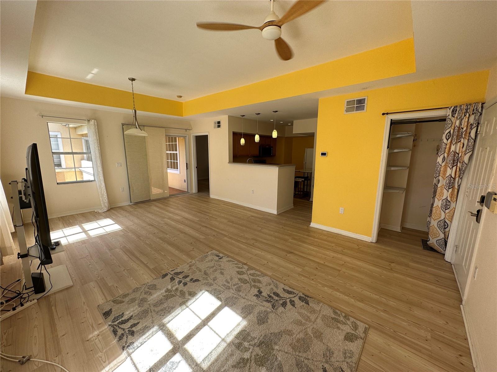 1010 VILLAGIO CIR #207, SARASOTA, FL, 34237