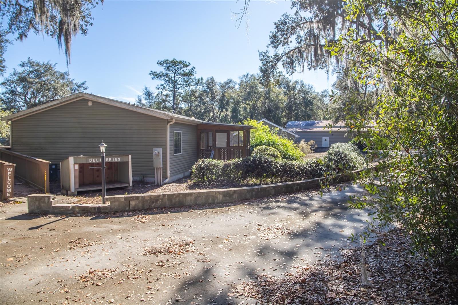 240 SWAN LAKE DR, MELROSE, FL, 32666
